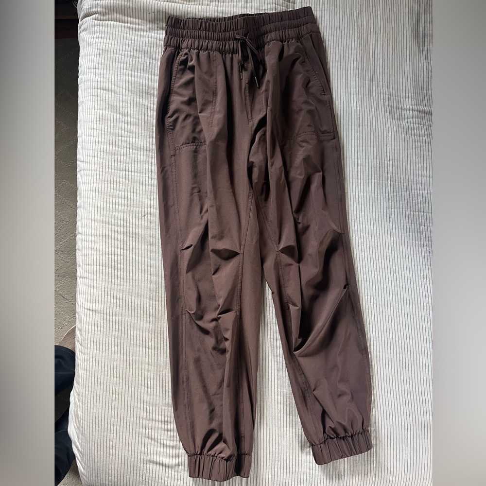 Abercrombie and Fitch Joggers, size Medium, brown